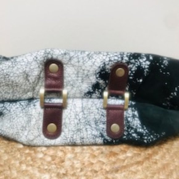 Bryna Nicole Breakaway Varennes Leather Bag - Picture 5 of 12